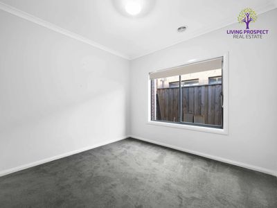 57 Colonial Circuit, Tarneit