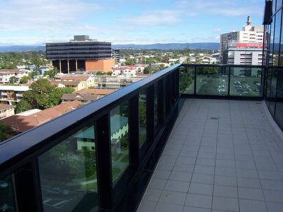 9 Lawson St , Southport