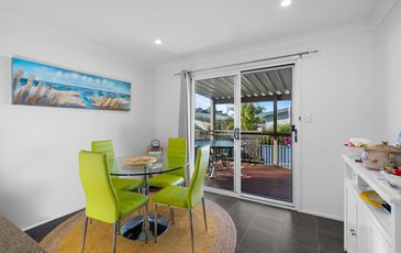 215 / 750 Pacific Highway, Lake Munmorah