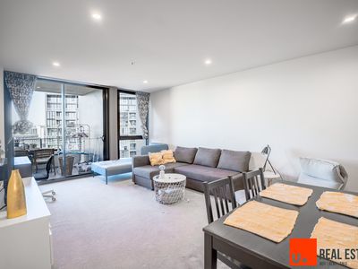 122 / 45 West Row, City