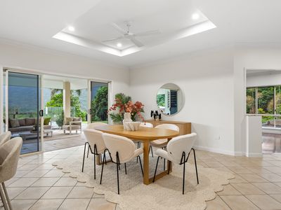 10-12 Lichen Close, Redlynch