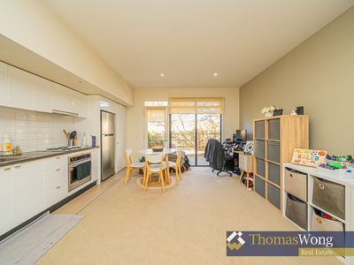 21D Browns Road, Clayton