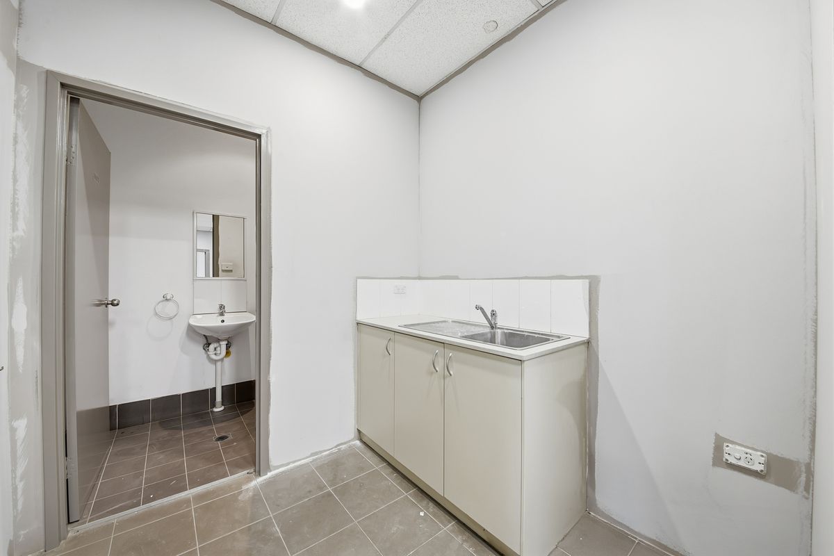 2 / 6 Gallipoli Street, Smeaton Grange