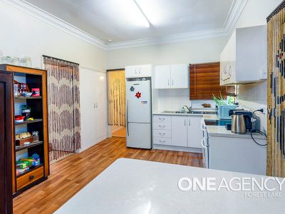 5 Lower James St, Goodna