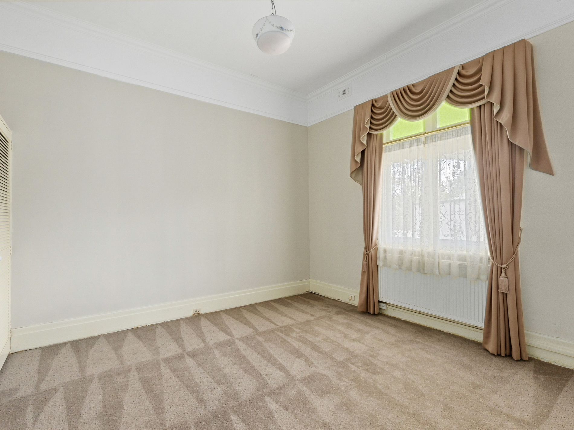 16 GOULBURN STREET, Seymour