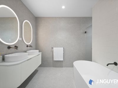 6 Benelong Avenue, Smithfield