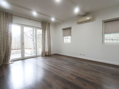 8 / 2 Thistle Grove, Highett