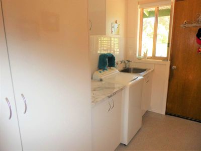 225 Hall Lane, Seymour