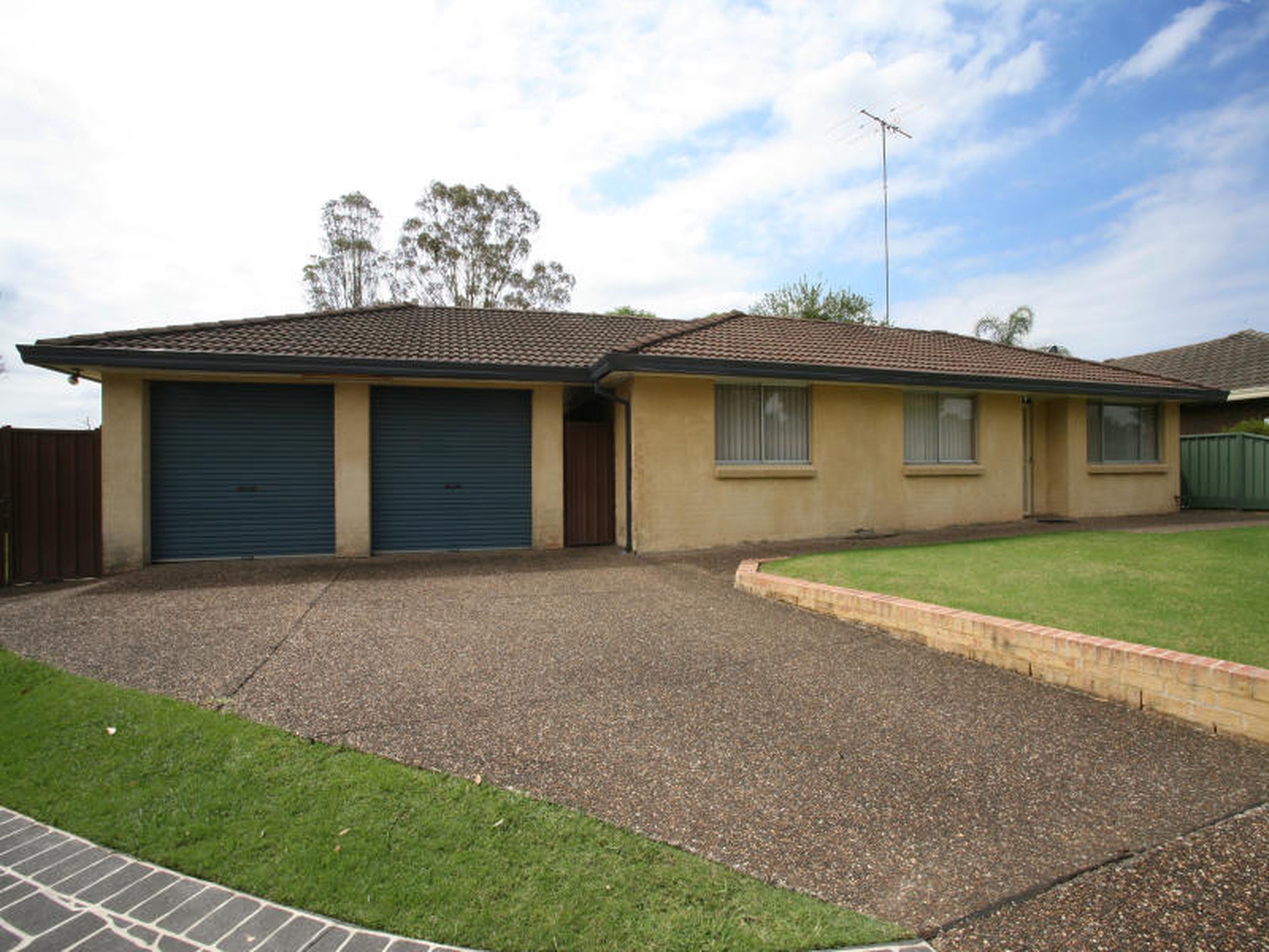 39 Armstein Crescent, WERRINGTON