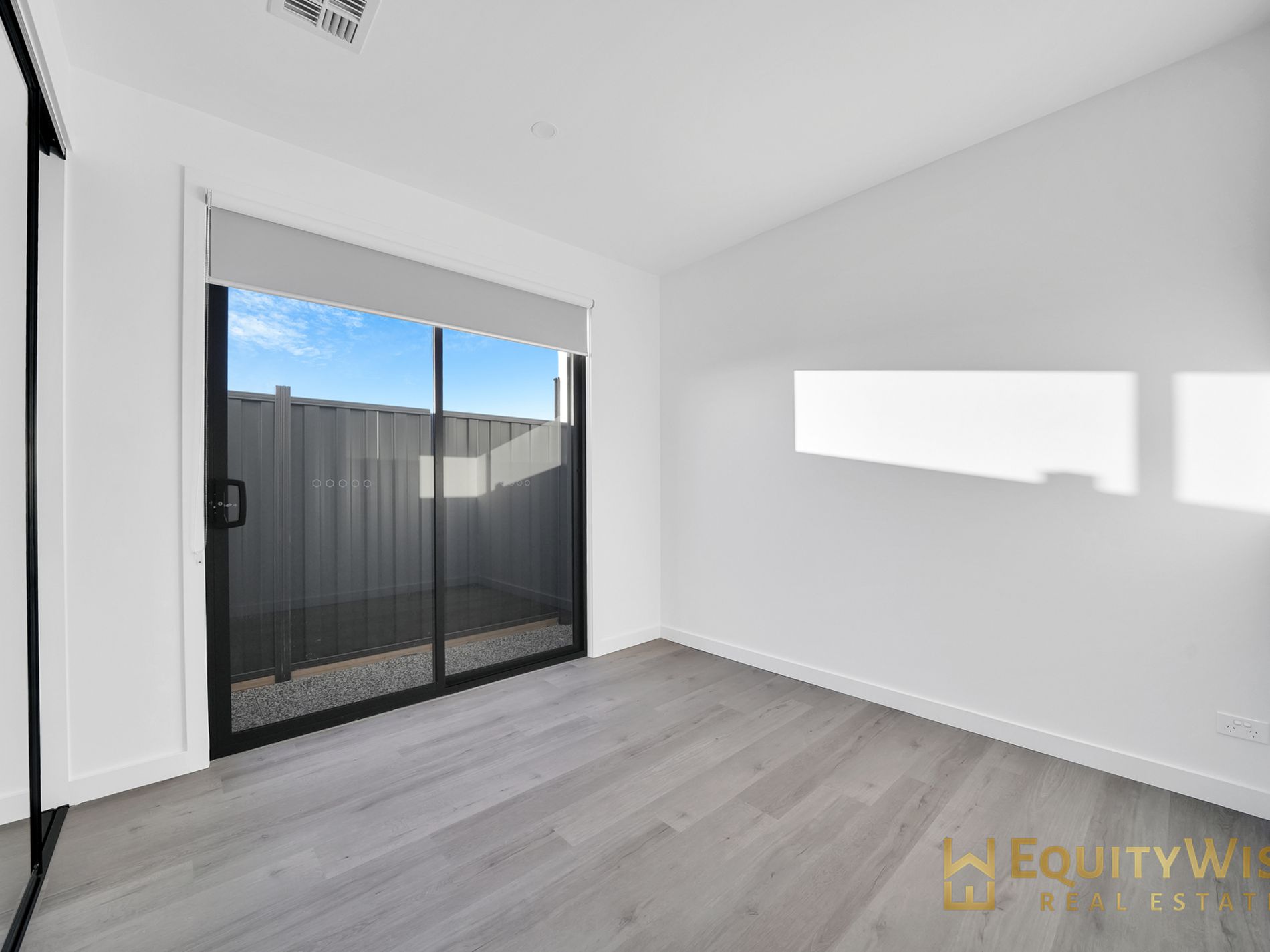 23 Marsdenia Street, Manor Lakes
