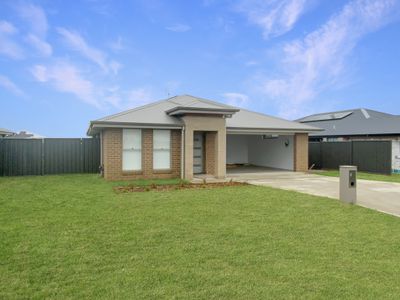 9 Condor Street, Forbes