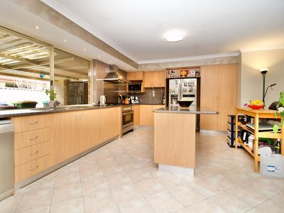 77 Triton Avenue , Waikiki