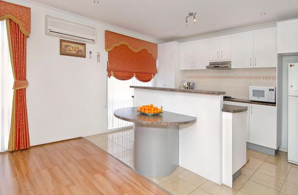 8 Royal Troon Way, Craigieburn