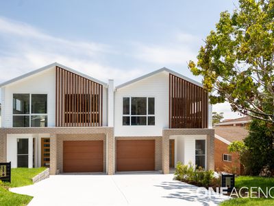 12A Bond Place, Mollymook Beach