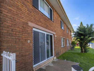 2 / 12 Queen Street, Woolgoolga