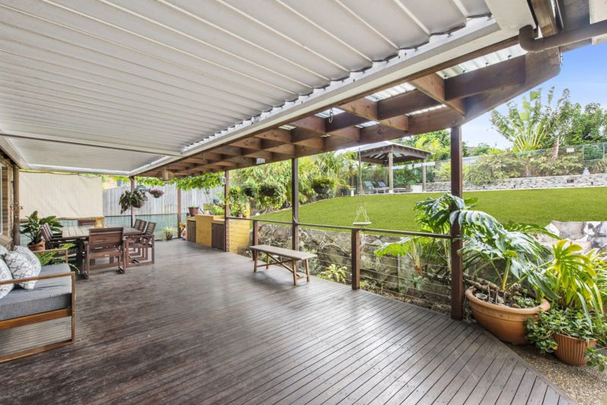11 Julian Road, Kincumber
