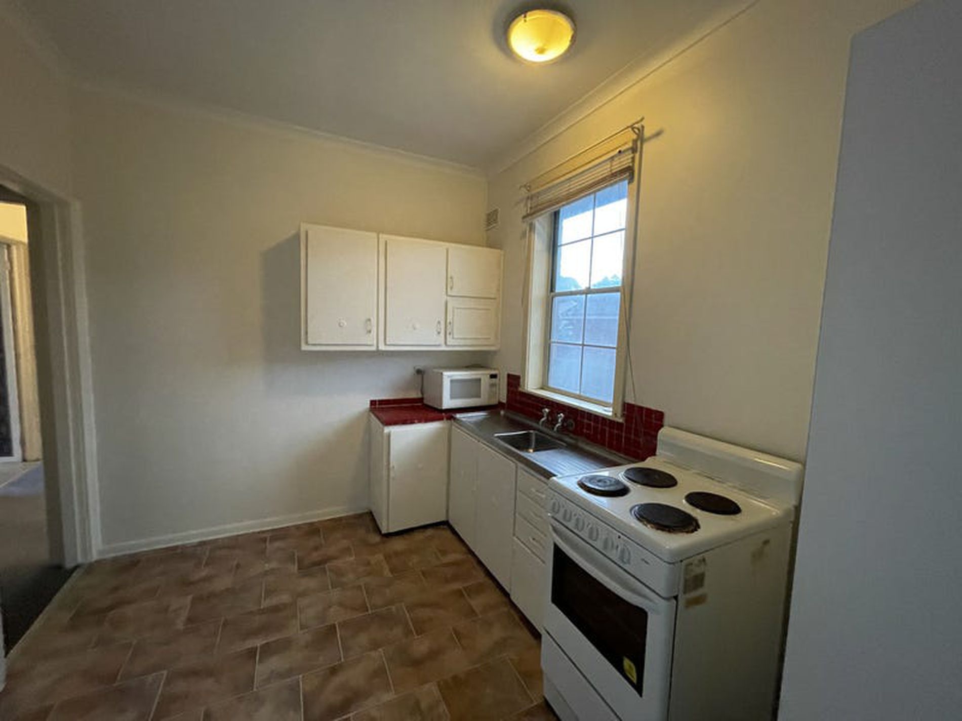 118 Eastview Avenue, North Ryde