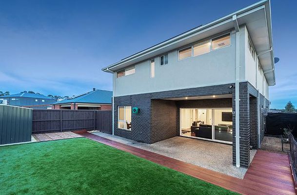 1 Battista Grove, Greenvale