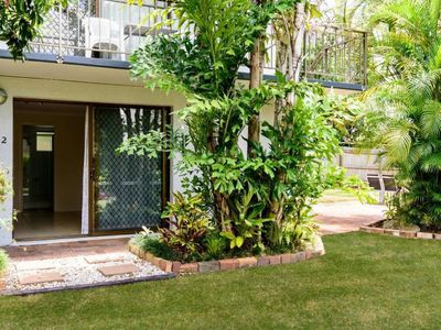 2 / 46 Poinciana Avenue, Tewantin