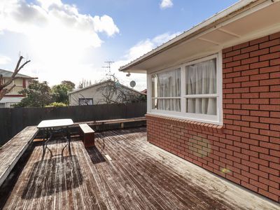 6 Swan Crescent, Pakuranga