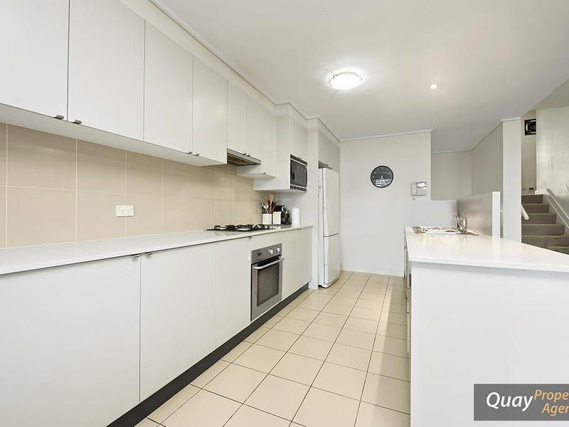 222 / 25 Bennelong Pwy, Wentworth Point