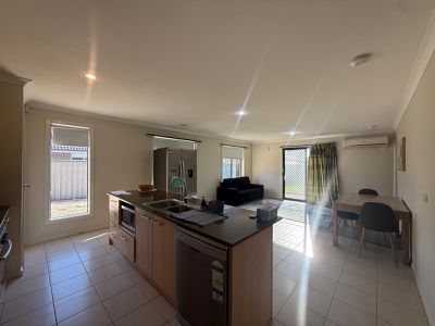 4 Holmewood Avenue, Deer Park