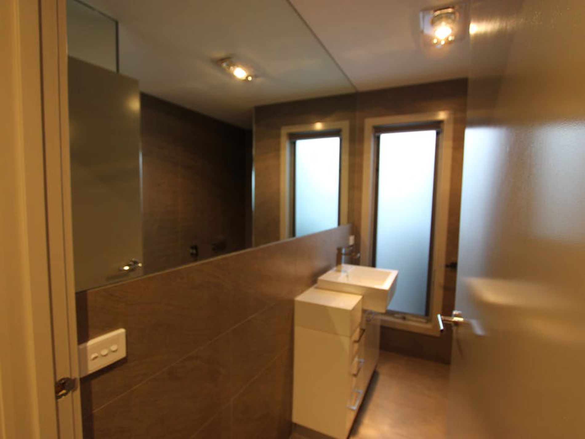 2 / 252 Pakington Street, Geelong West