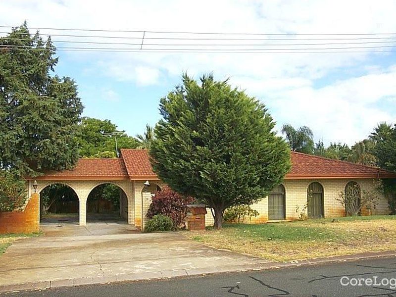 21 Waitara Crescent, Greenwood