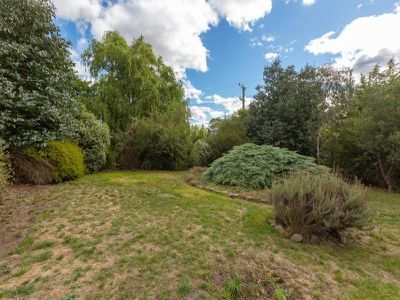 72 Mountain River Road, Grove