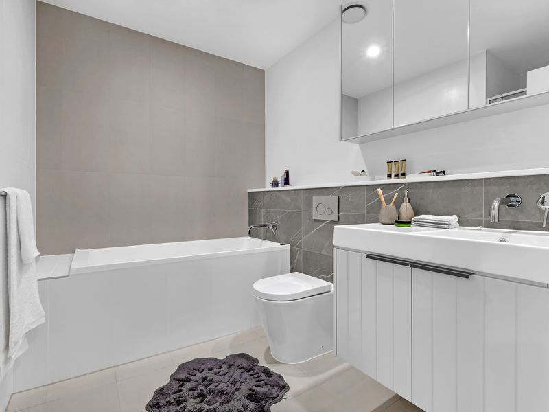 317 / 3 Gerbera Place, Kellyville
