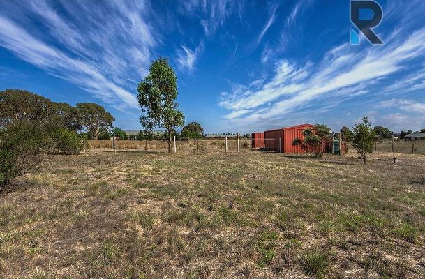 25 Forest Red Gum Drive, Mickleham