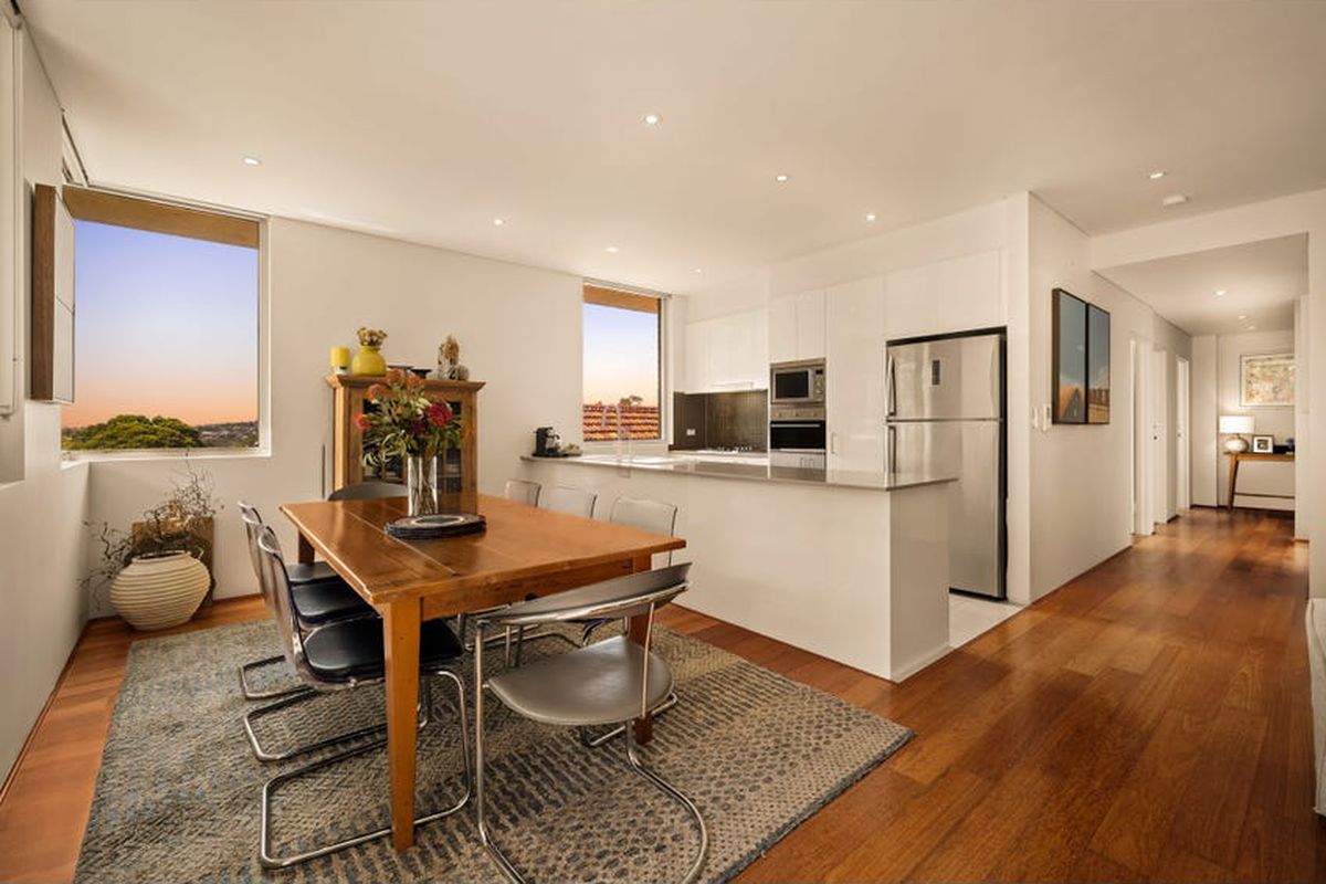 2 / 6 Moore Street, Bondi