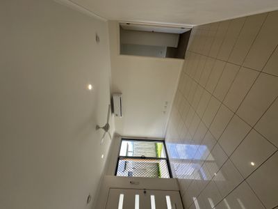 1 / 5 Jarrah Dr, Peregian Springs