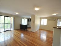 9 Pamela Place, Kenmore