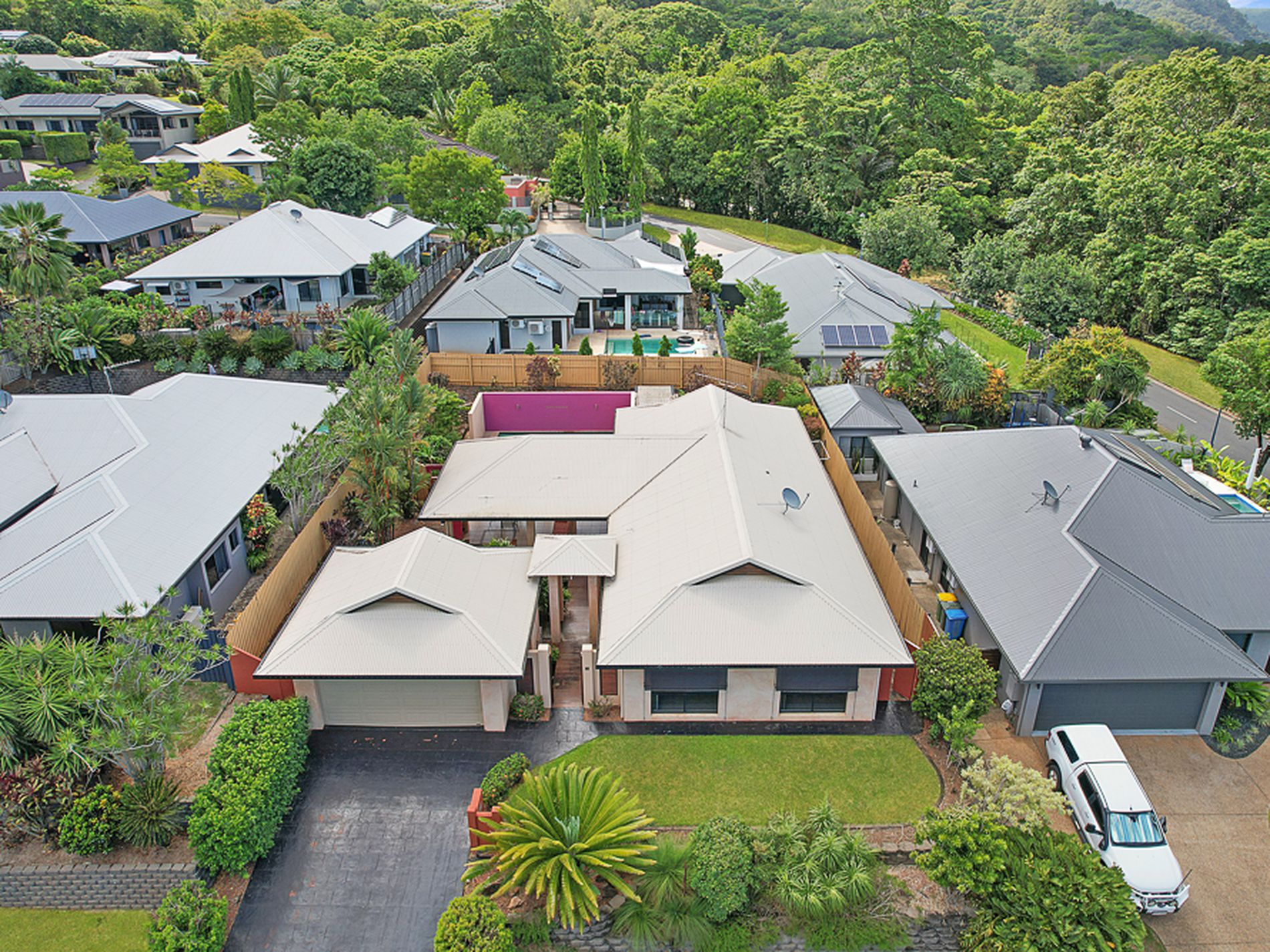 4 Finchley Close, Redlynch | Champions In Real Estate