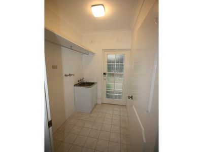 7 / 10 Larkin Street, Roseville