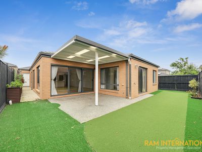 17 Jamaica Street, Point Cook