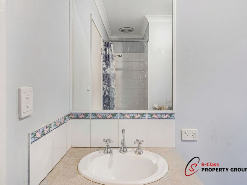 7 Eton Court, Bentley