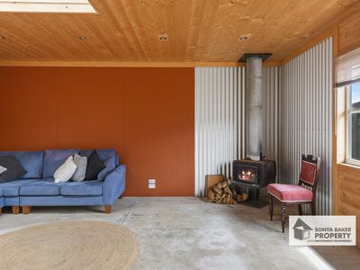 450 Mount Hicks Road, Mount Hicks