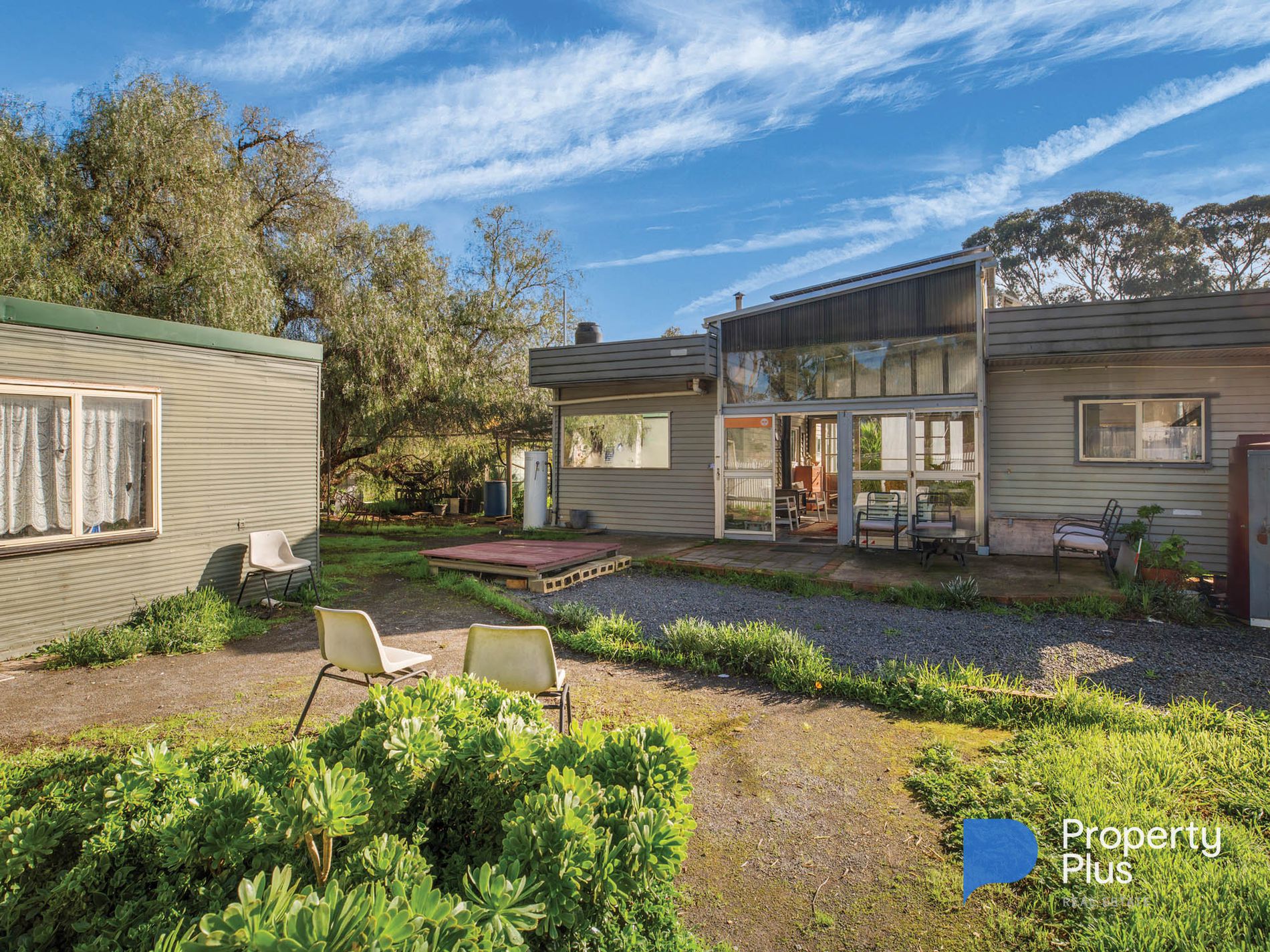 2-10 Gorack Street, Wedderburn