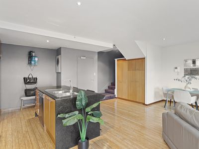 909 / 251 Hay Street, East Perth