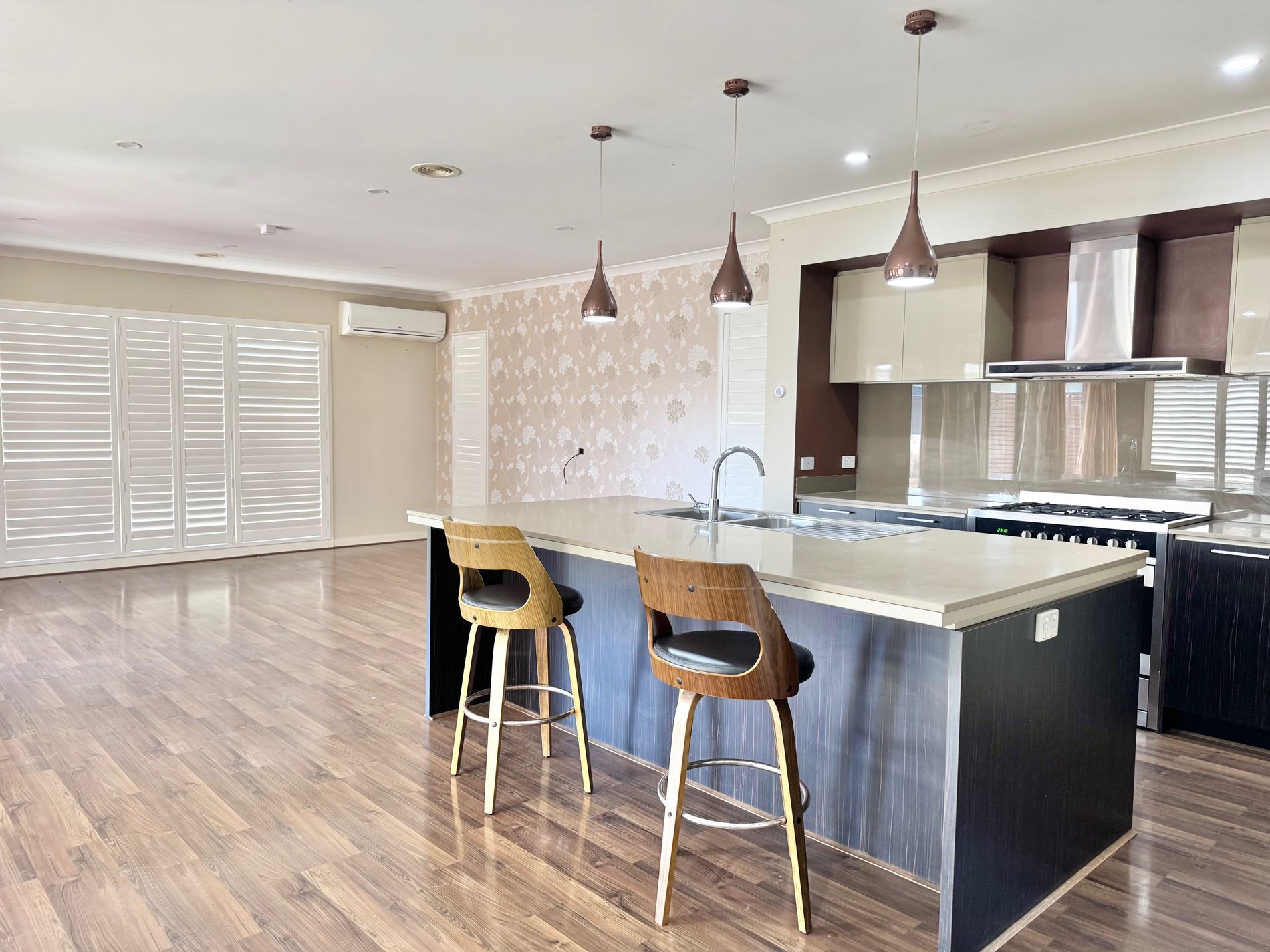 17 Lancewood Road, Manor Lakes