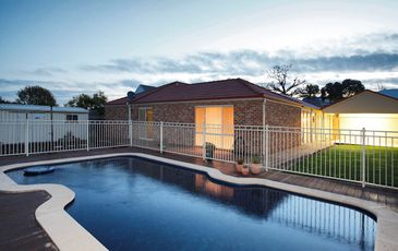 32 O'Neil Road, Beaconsfield