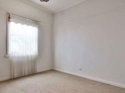 12 Notlen Street, Ringwood