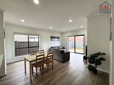 4 Springsure Street, Truganina