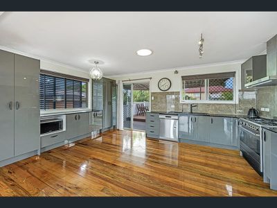 4 Fairlane Street, Chermside West