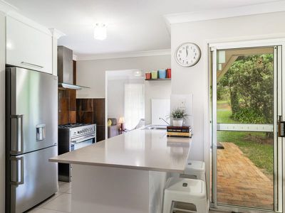 2 Shekinah Court, West Woombye