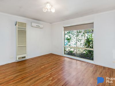 57 Inglewood Street, Golden Square