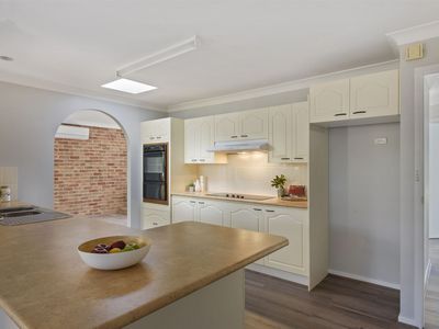 6 Taurus Spur, Narrawallee