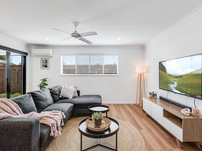 7 / 319a Bridge Street, Newtown